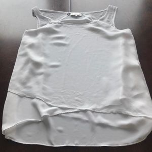 Simple white tank